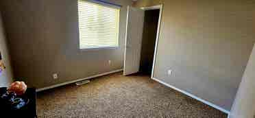 Seeking Roommate in East Bend House
