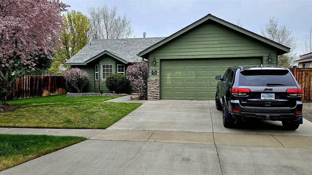 Seeking Roommate in East Bend House