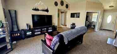 Seeking Roommate in East Bend House