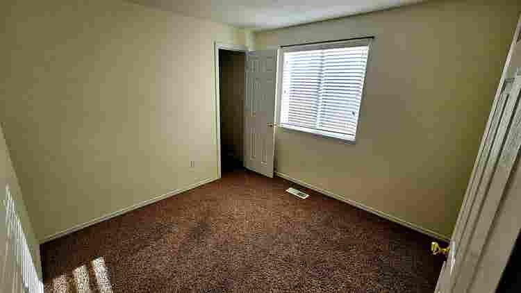 Seeking Roommate in East Bend House