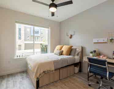 🚨SUBLEASE AVAILABLE SPRING 🚨
