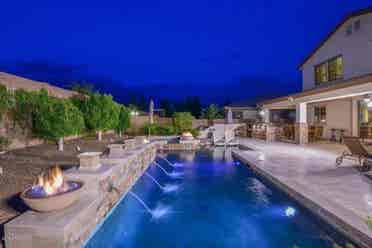 Casita w/ Full Bath in Luxury Home