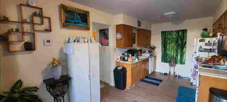 Room +storage unit in apt by CSU
