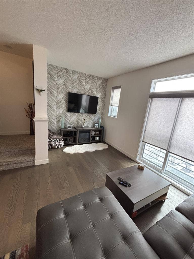 Single roommate wanted by Aug. 1st