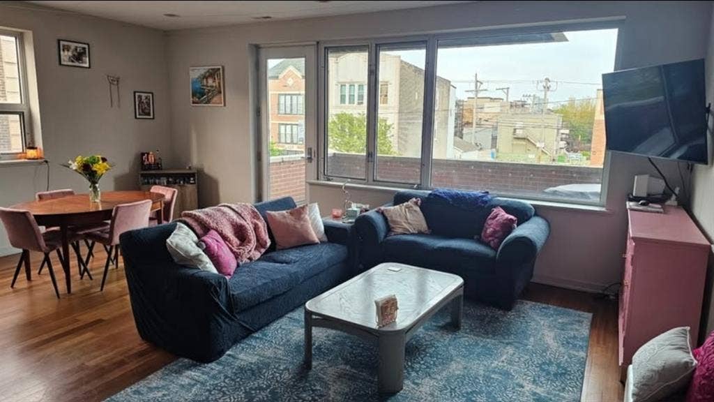Roommate Needed near Wicker Park!
