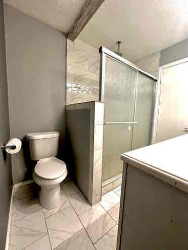 Private Bed & Bath | Utilities Incl