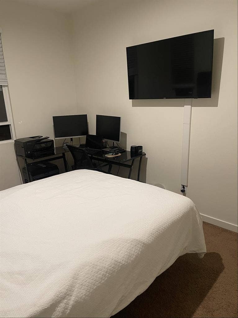 Furnished or unfurnished room