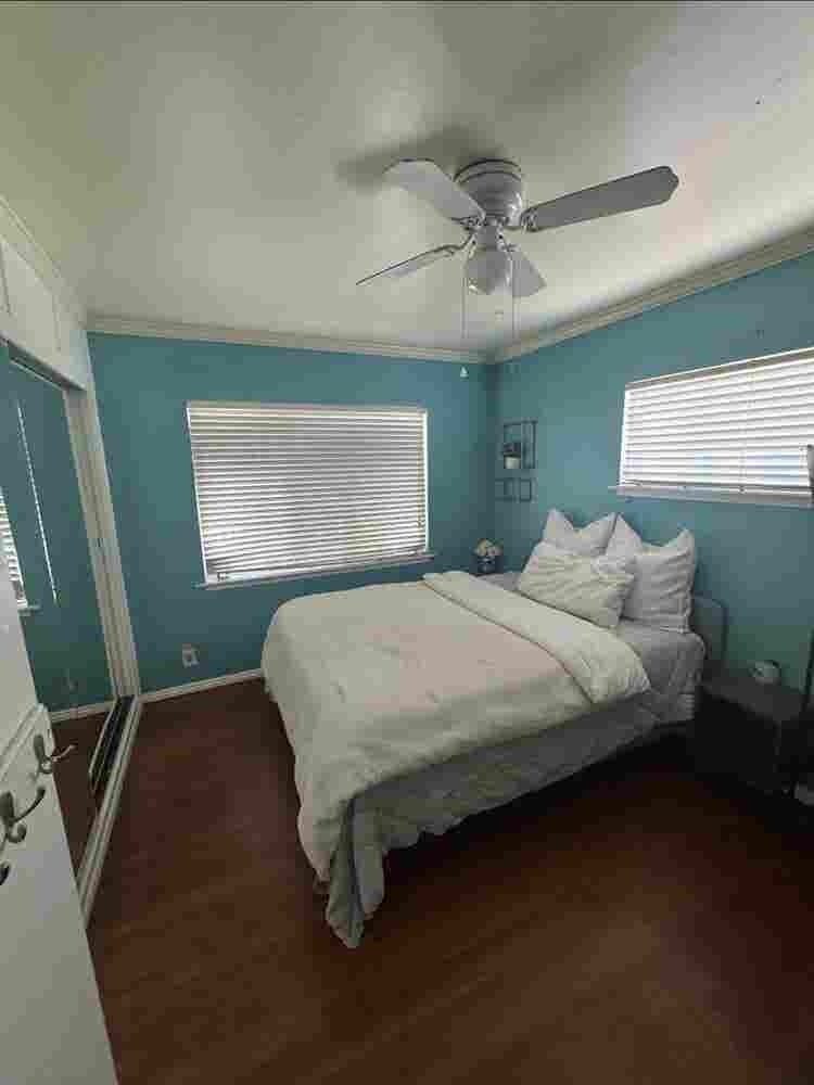 Rooms in Covina, CA