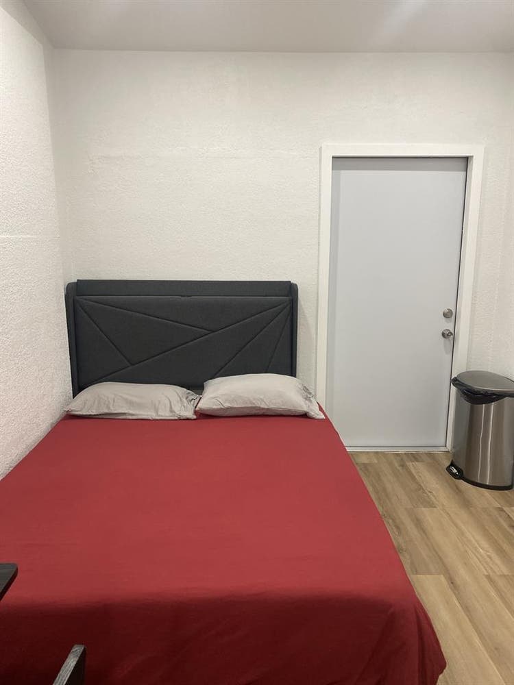 Guest house studio in Miami