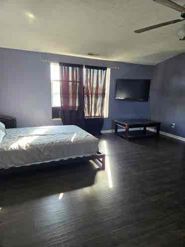 Huge furnished bedroom!!