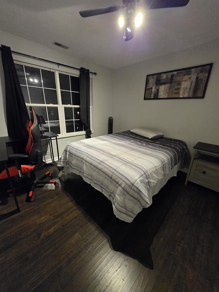 Furnished bedroom!!