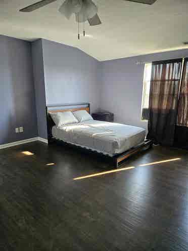 Huge furnished bedroom!!