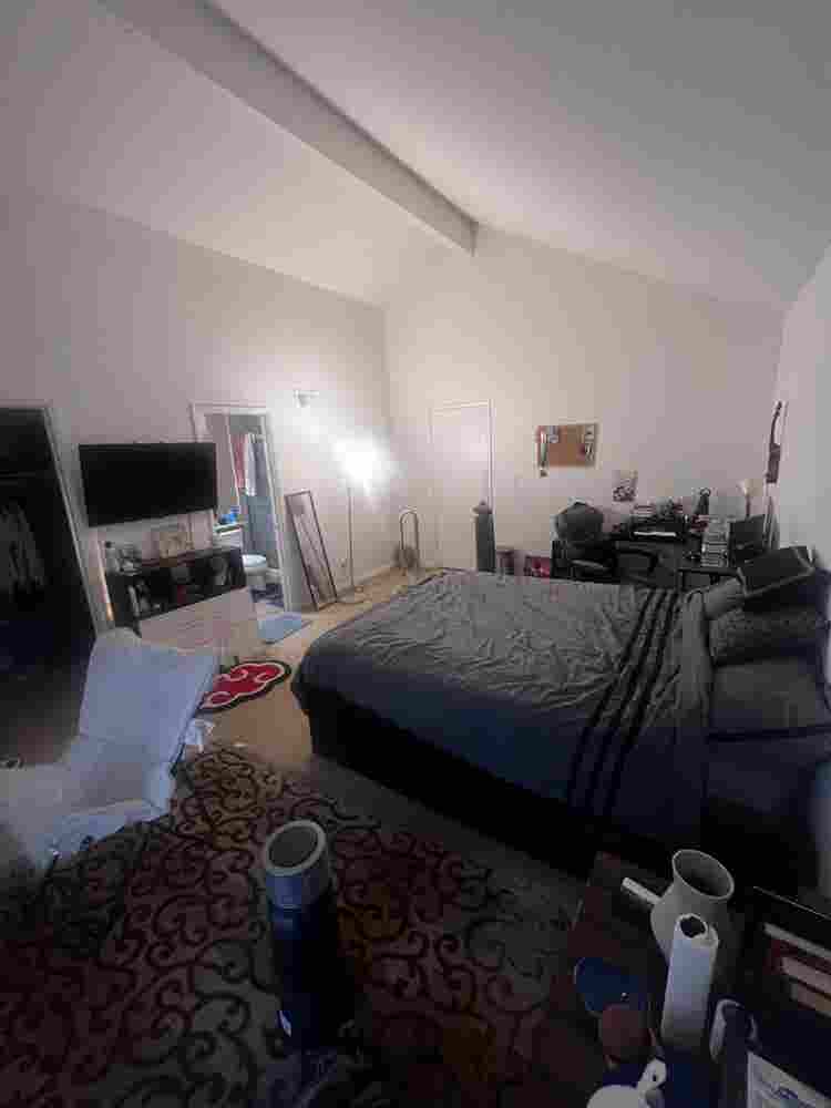 Master Bedroom Private bath+shower