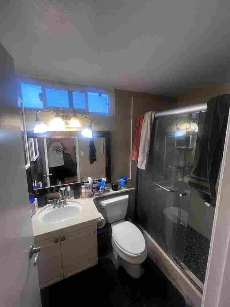 Master Bedroom Private bath+shower