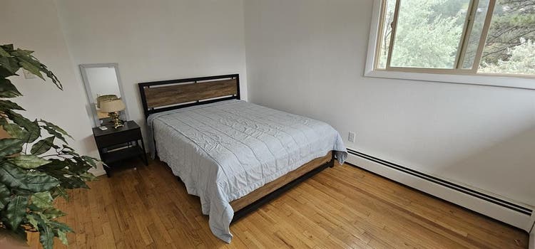 PRIVATE BEDROOM, OFFICE, BATH SUITE