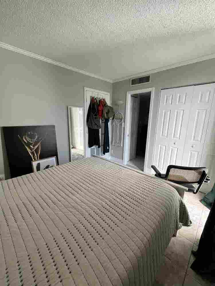 Room in Aventura