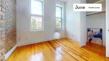 3 BR in New York City