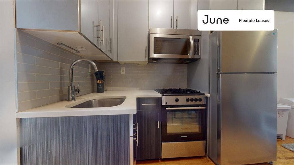 3 BR in New York City