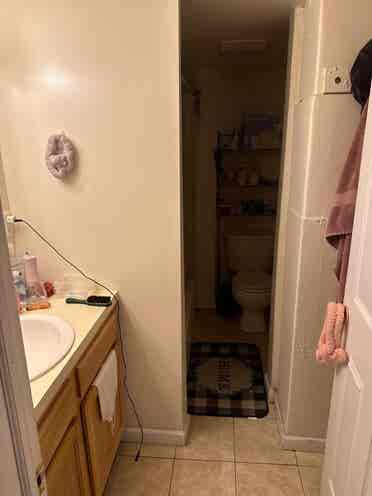 Seeking for female roommate