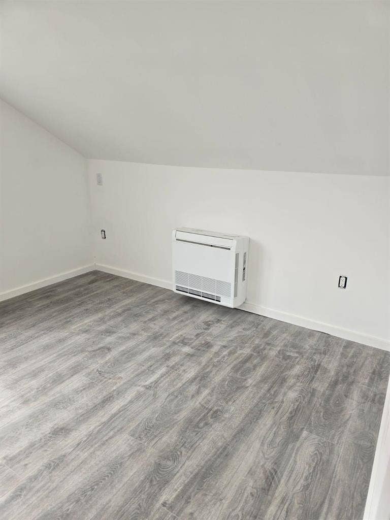 Second Fl brand new Apt