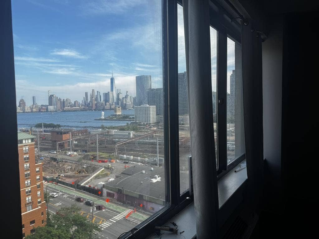 spacious studio in prime Hoboken