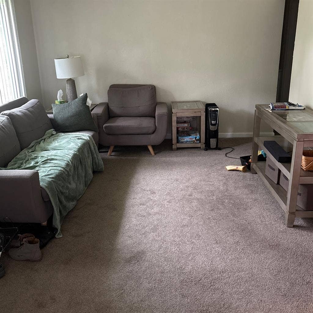 Looking for a renter in Roseville!