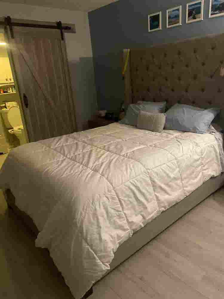 Master bedroom for rent