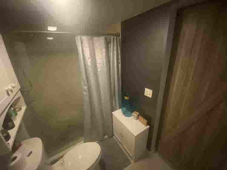 Master bedroom for rent