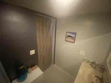 Master bedroom for rent