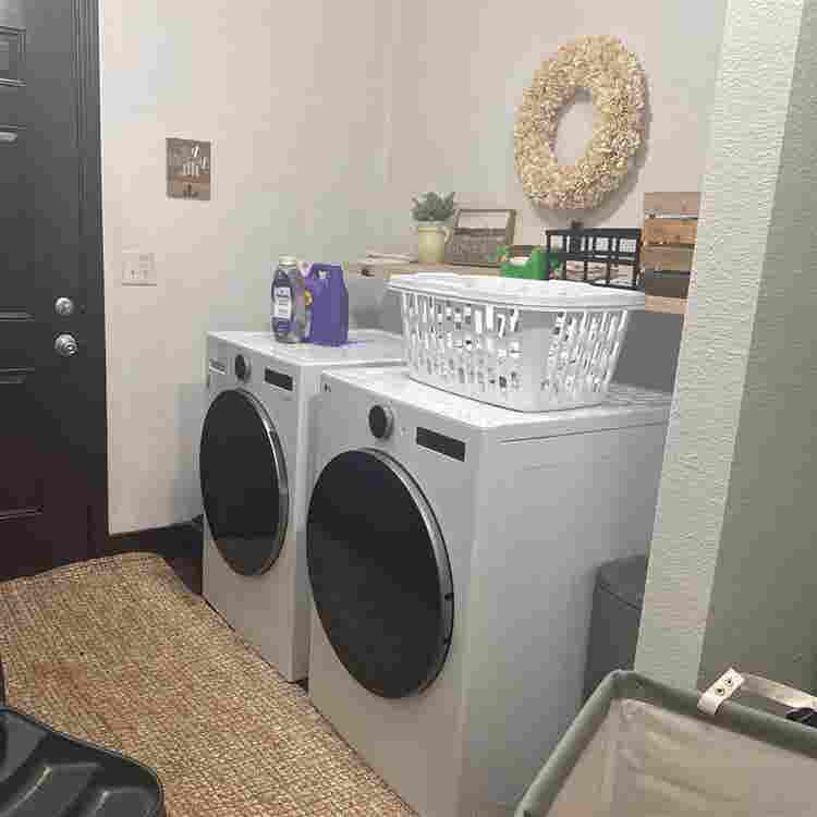 Female Roommate Springtown TX