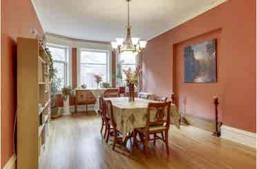 3BR Brownstone in Summit Hill
