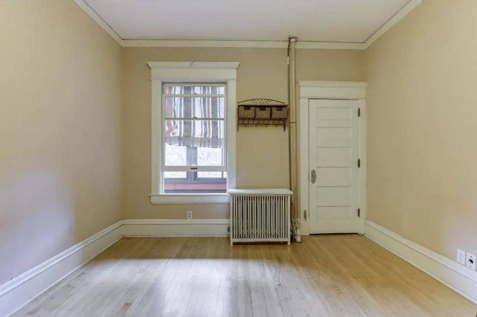 3BR Brownstone in Summit Hill