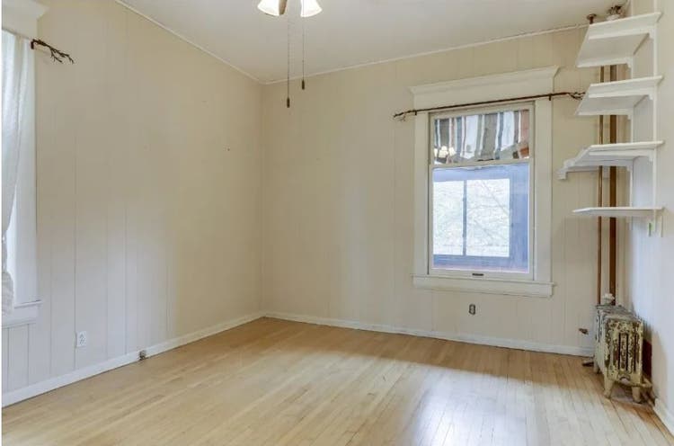 3BR Brownstone in Summit Hill