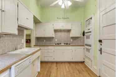 3BR Brownstone in Summit Hill