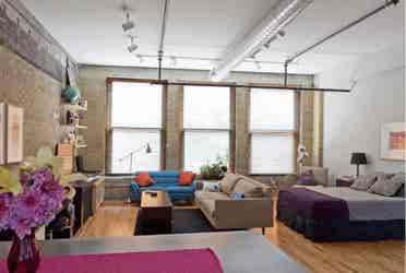 Spacious Studio Loft in St. Paul