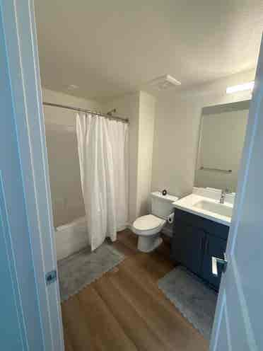 Room for rent with bathroomm