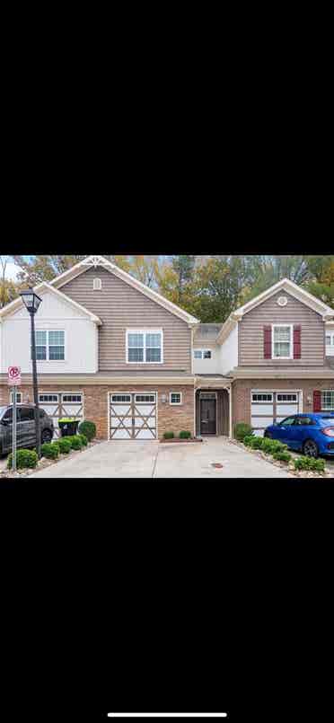 Townhome in Chesapeake Greenbrier