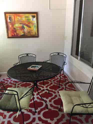 Mstr br in large house in BL, SLV