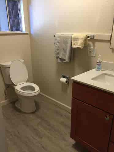 Mstr br in large house in BL, SLV