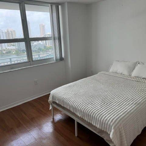 Ocean View Room in Brickell