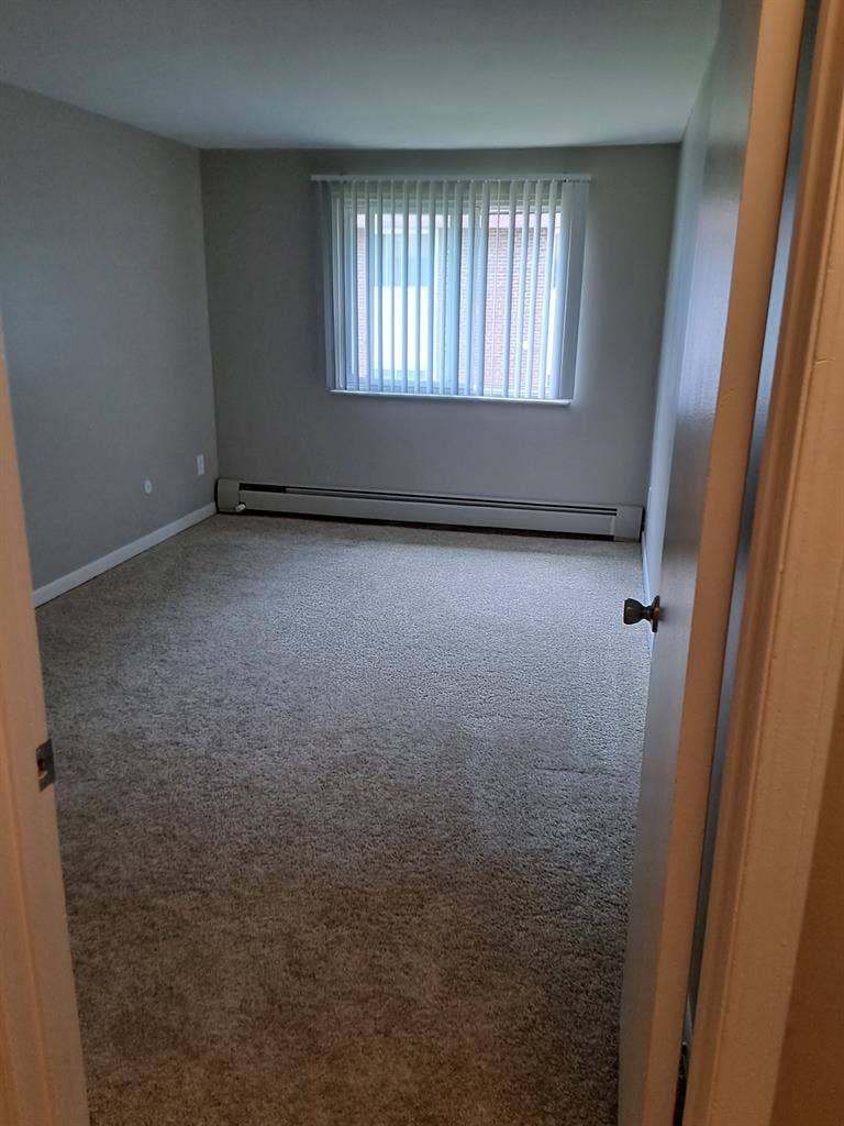 1 bedroom + shared bathroom