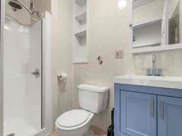 ✨Incredible deal in Midtown South ✨