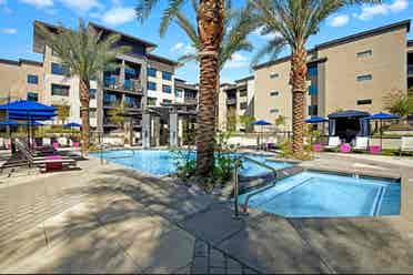Downtown PHX Luxury Room