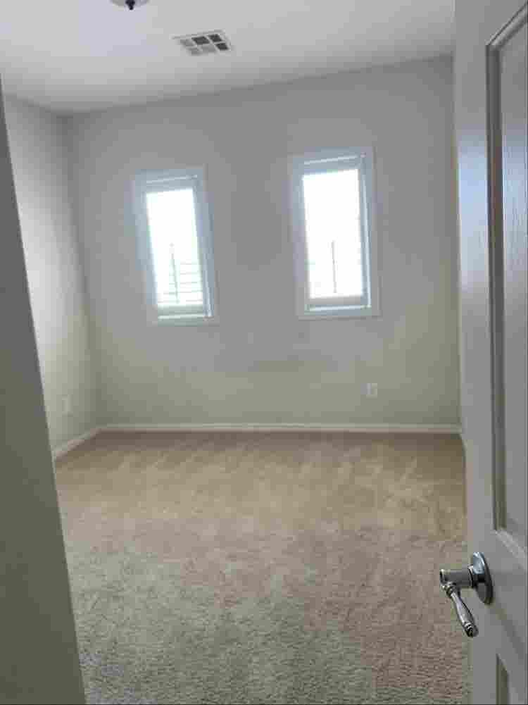 Room for rent in Spring Valley