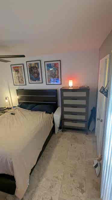 Room for Rent (Oakland Park)