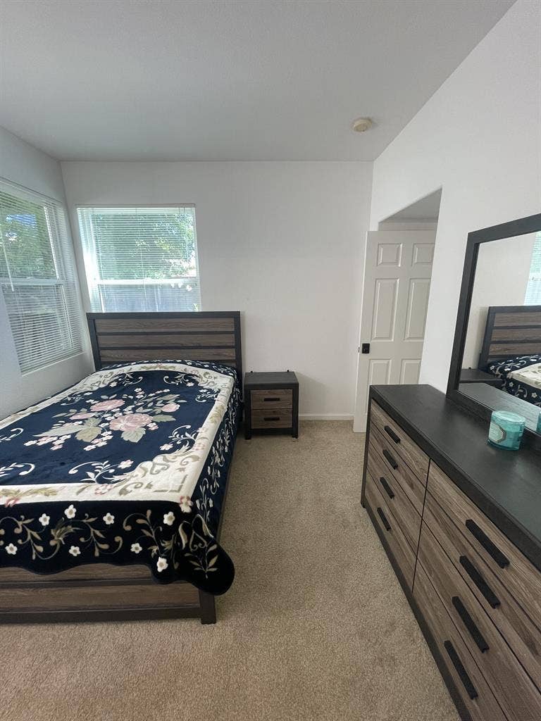 Furnished Master Bedroom$/month