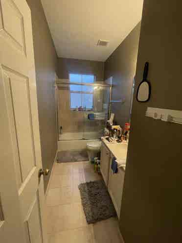 rooms for rent in a Townhome