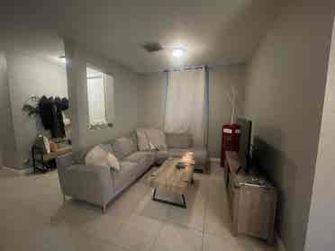 rooms for rent in a Townhome