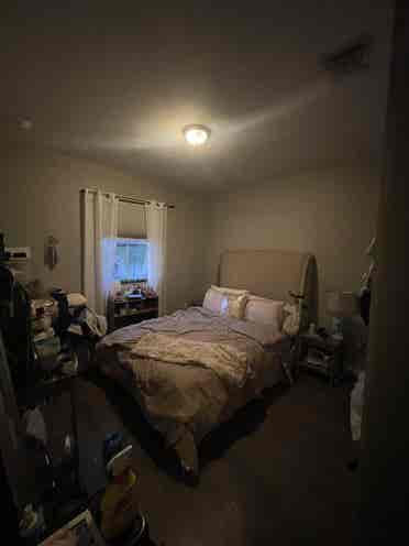 rooms for rent in a Townhome