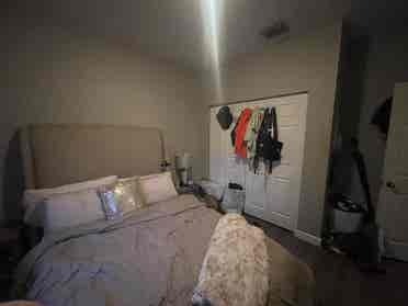 rooms for rent in a Townhome